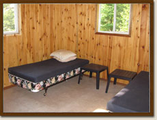 Blackstone Fishing cabin for rent bedroom