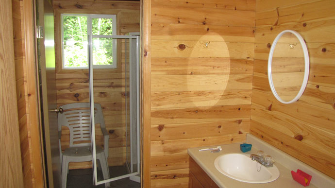 Springpole Shower